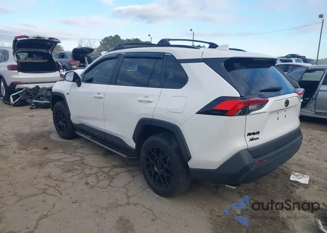 2022 Toyota Rav4 Xle z USA, uszkodzony, nr VIN 2T3W1RFV0NC203568